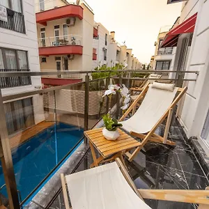 Apart Otel Mrt Lara, Antalya